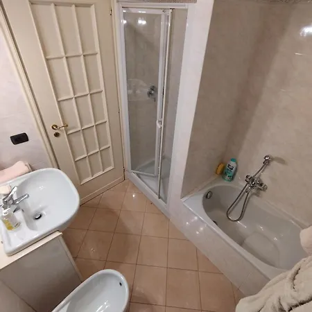 Casa Lucia Apartment *